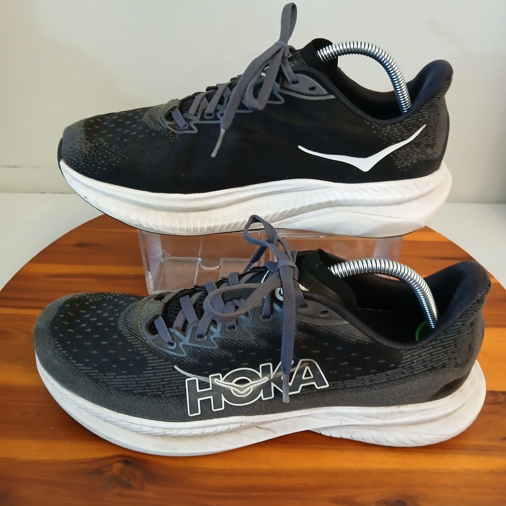 Hoka Mach 6 Mens 10.5 Black Running Shoes Sneakers 1147790 BWHT